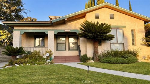 1122 N Isabel St, Glendale, CA, 91207-1749 | Card Image