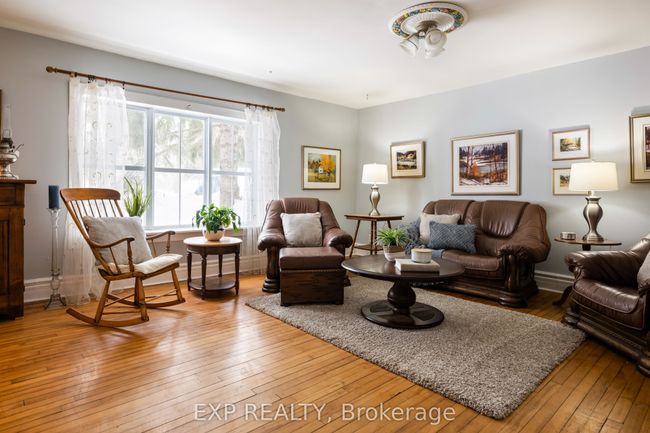 16 Mill St, House other with 3 bedrooms, 2 bathrooms and 6 parking in Amaranth ON | Image 13