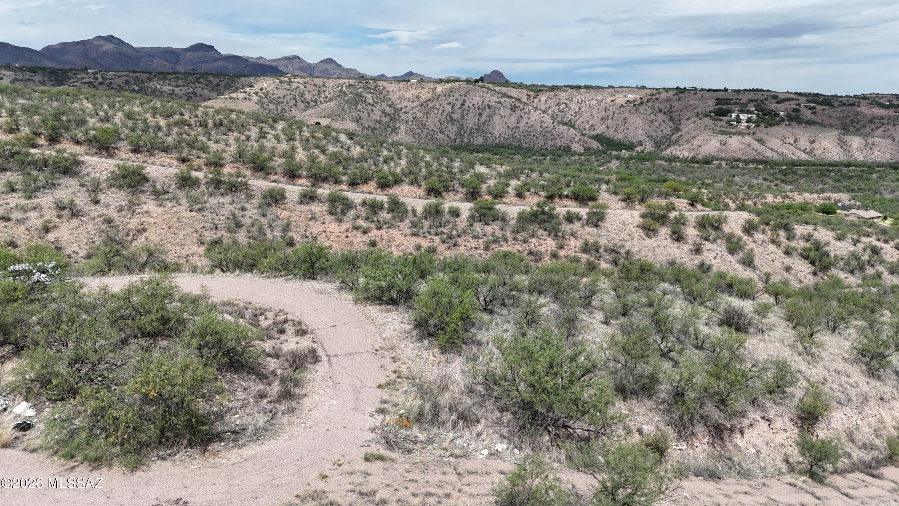Land in Rio Rico