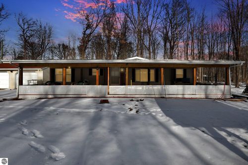 1987 W Isabella Road, Midland, MI, 48640 | Card Image