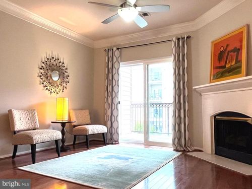 7203-1570 Spring Gate Dr, MCLEAN, VA, 22102-3430 | Card Image