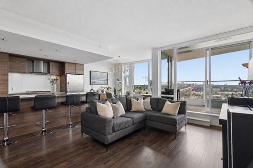 2303-1550 Fern St, North Vancouver, BC, V7J0A9 | Card Image