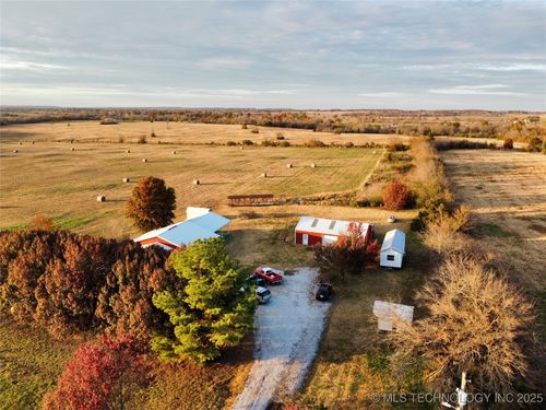 3998 E 173rd St S, Warner, OK, 74469-2653 | Card Image