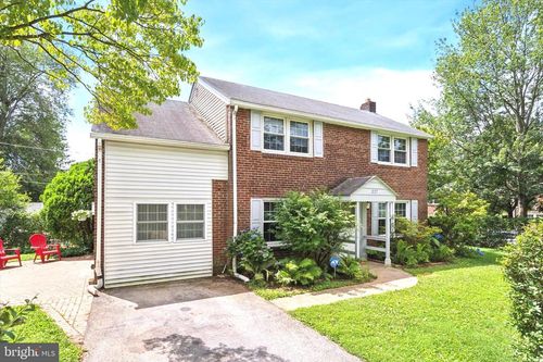 227 Crosshill Rd, WYNNEWOOD, PA, 19096-3123 | Card Image