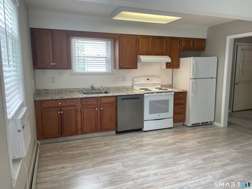 b-7 Terrace Pl, New Milford, CT, 06776-2816 | Card Image