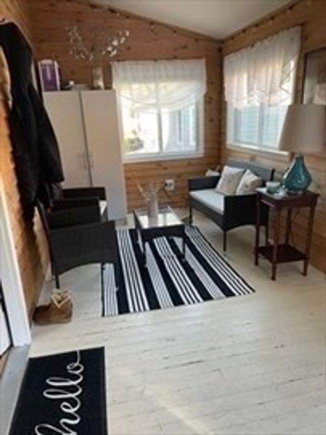 30 Suffolk Ave, House other with 4 bedrooms, 2 bathrooms and 2 parking in Dartmouth MA | Image 4