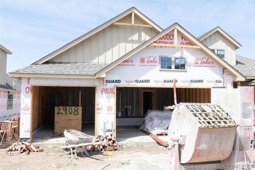 2908 E Northampton Street, Broken Arrow, OK, 74014 | Card Image