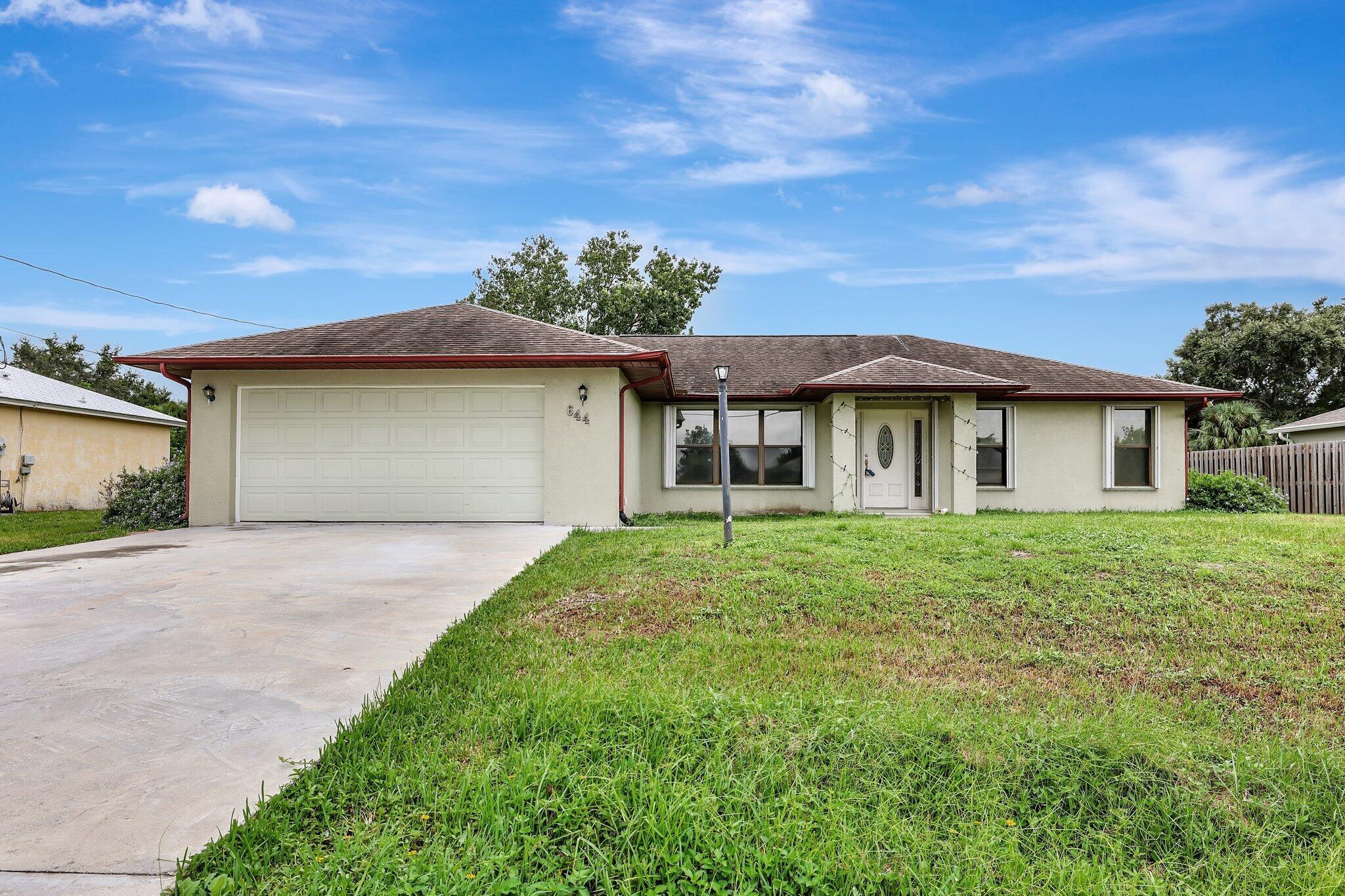 Violet Ave, Port Saint Lucie, FL 34983