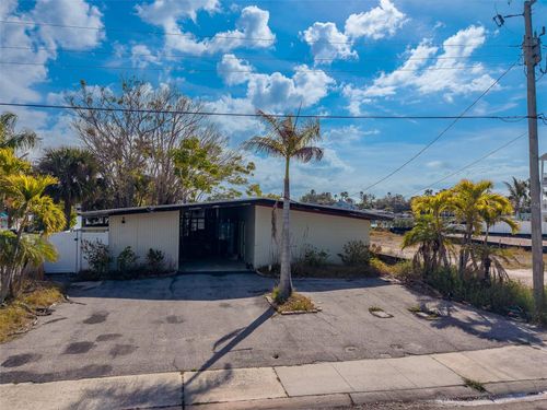 1217 Bay Shore Blvd, INDIAN ROCKS BEACH, FL, 33785-2829 | Card Image