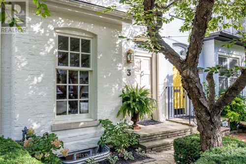 3 Ottawa St, Toronto, ON, M4T2B5 | Card Image