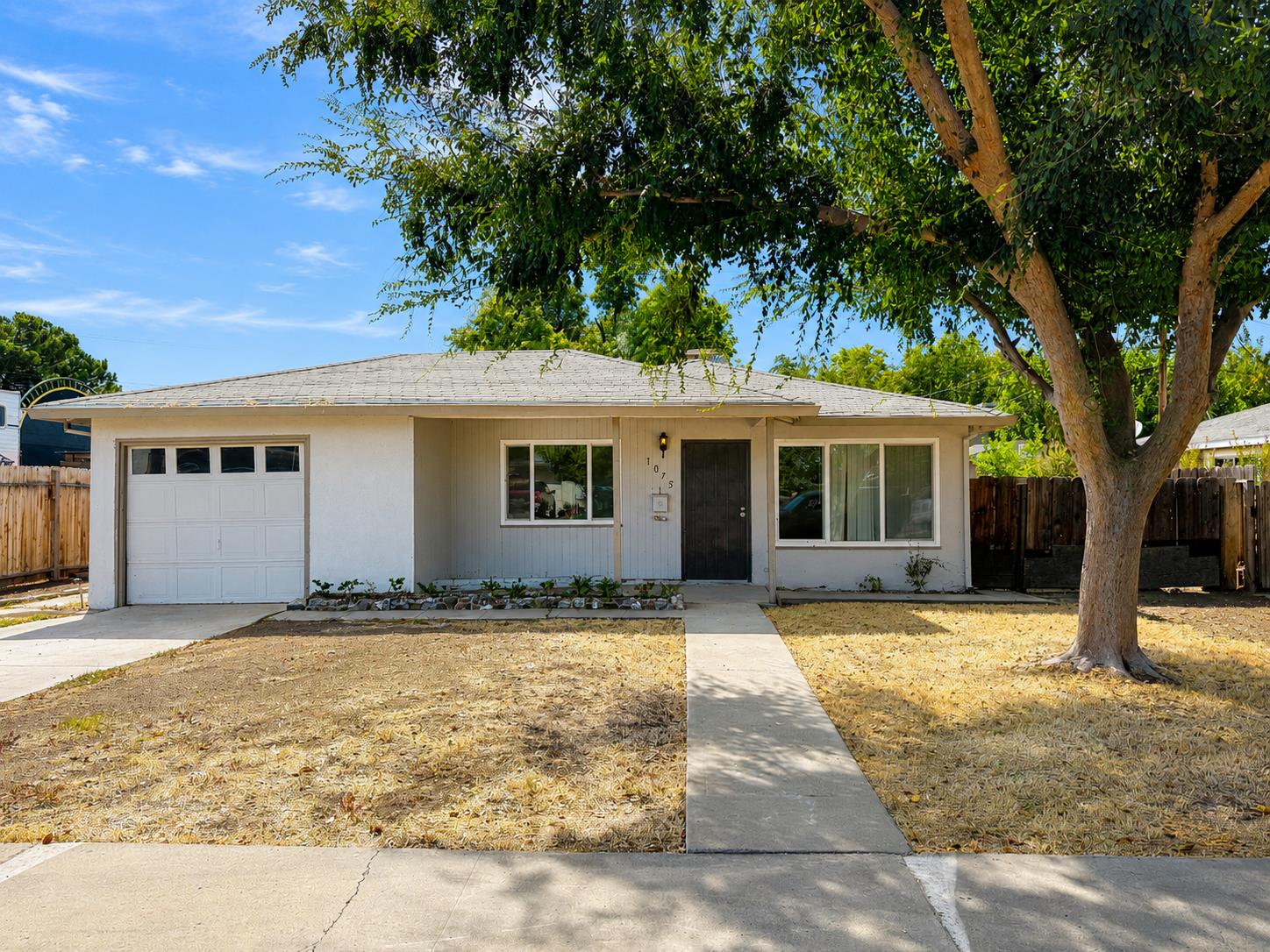 Residential in Coalinga
