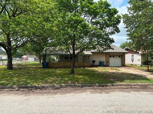 2101 B St, McAlester, OK, 74501-3032 | Card Image