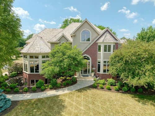 21100 Chancery Court, Brookfield, WI, 53045 | Card Image
