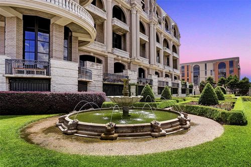 apt-406-1005 S Shepherd Dr, Houston, TX, 77019-3637 | Card Image