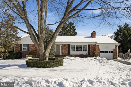 1201 Allendale Rd, Mclean, VA, 22101-2940 | Card Image