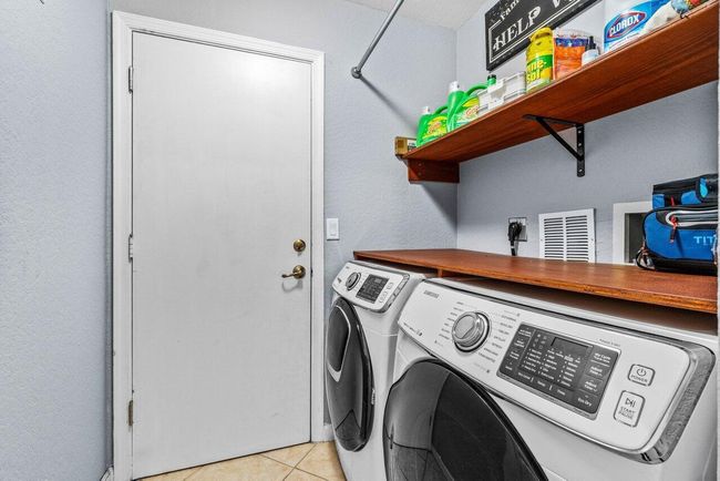 6132 United St, Condo with 3 bedrooms, 3 bathrooms and null parking in West Palm Beach FL | Image 23