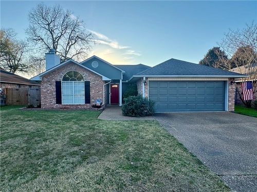 6044 Cambridge Dr, Alexandria, LA, 71303-2145 | Card Image