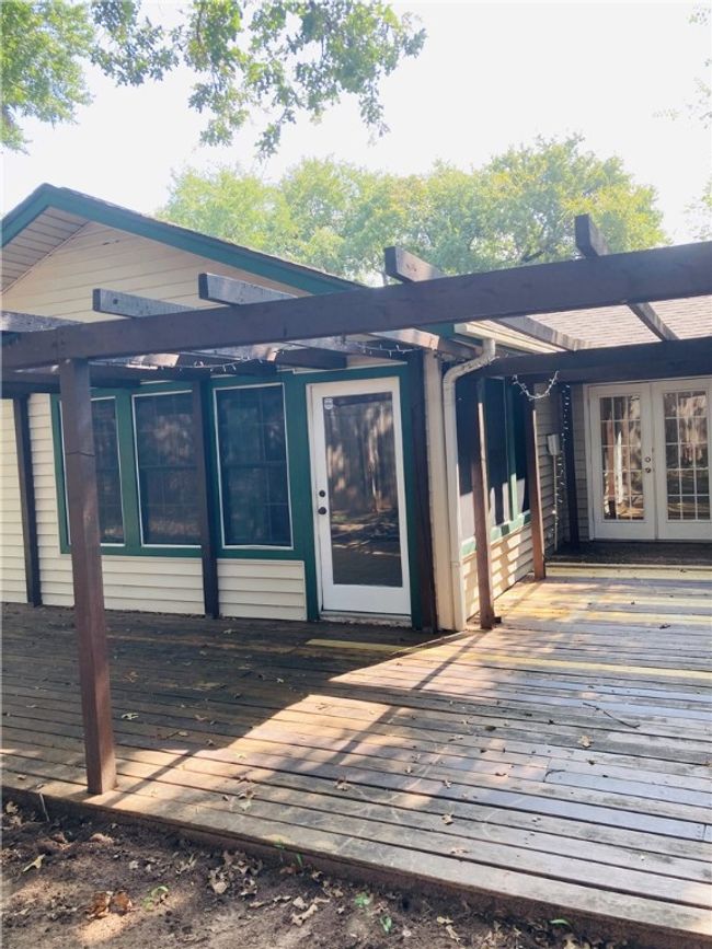 2400 W 7 Th St, House other with 4 bedrooms, 2 bathrooms and 4 parking in Austin TX | Image 30
