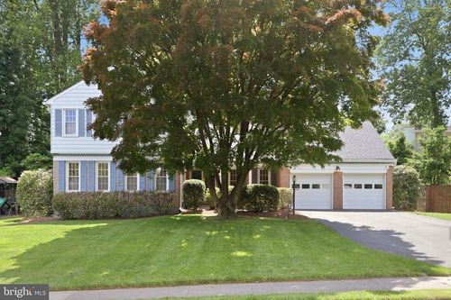 219 Apple Blossom Ct, VIENNA, VA, 22181-5404 | Card Image