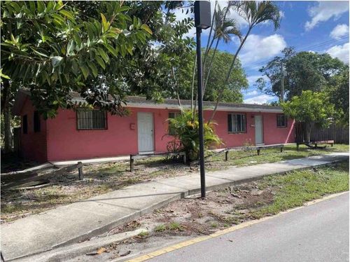 1500 Nw 2nd Ave, Fort Lauderdale, FL, 33311-5548 | Card Image