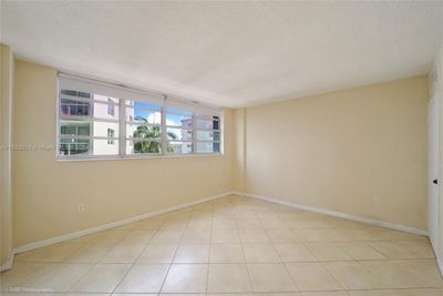 534 - 800 West Ave, Condo with 1 bedrooms, 1 bathrooms and null parking in Miami Beach FL | Image 3