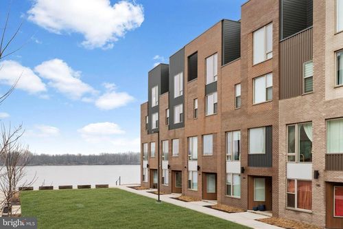 3208 Parkview Walk, PHILADELPHIA, PA, 19125 | Card Image