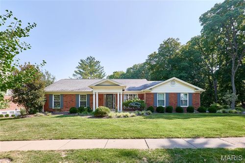 14455 Tealcrest Dr, Chesterfield, MO, 63017-2325 | Card Image