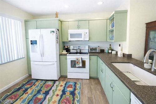 201-11060 Caravel Cir, FORT MYERS, FL, 33908-3974 | Card Image