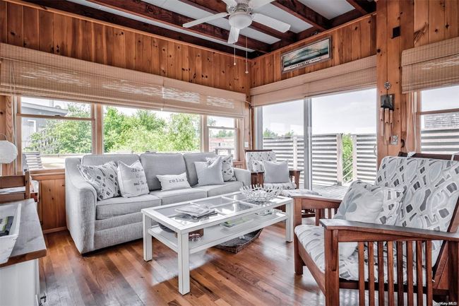 69 Walnut Walk, House other with 3 bedrooms, 2 bathrooms and null parking in Fair Harbor NY | Image 13