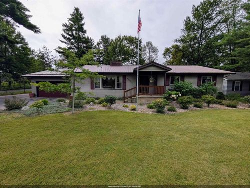 W5915 Lake Drive, Wescott, WI, 54166 | Card Image