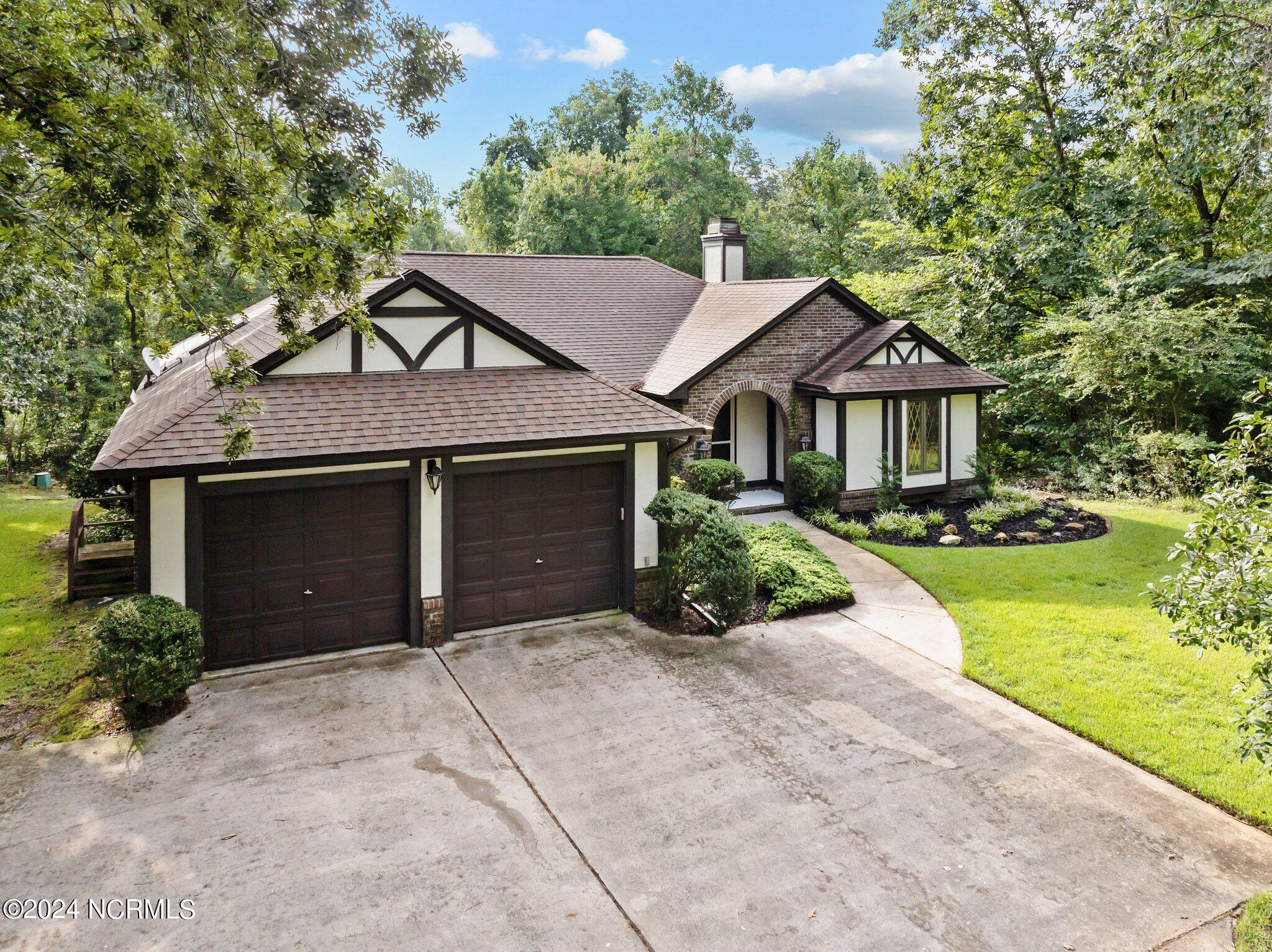 Ravenswood Rd, Hampstead, NC 28443