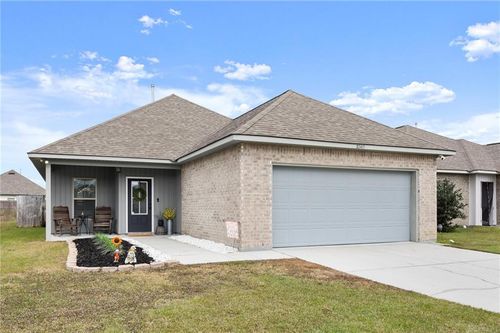 23419 Ruger Dr, Denham Springs, LA, 70726-7356 | Card Image