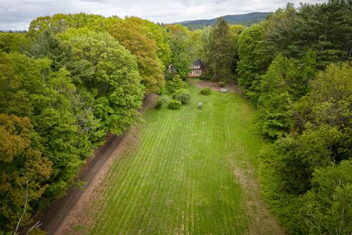 43 White Oaks Rd, Laconia, NH, 03246-1933 | Card Image