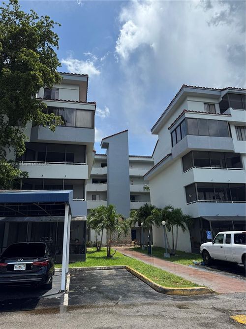 apt-315-8205 Sw 152nd Ave, Miami, FL, 33193-4077 | Card Image