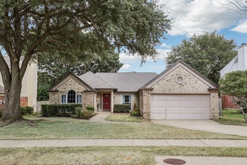 4705 Glenbrook Dr, Grapevine, TX, 76051-4401 | Card Image