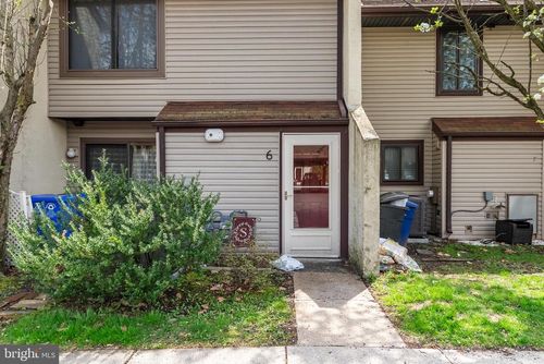6 W Azalea Ln, MOUNT LAUREL, NJ, 08054-2523 | Card Image