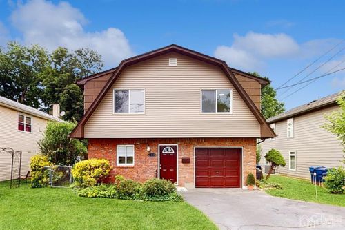 184-184-184 Elm Ave, Hackensack, NJ, 07601-2972 | Card Image