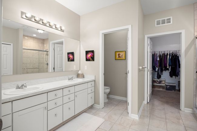 49969 Walter, Condo with 2 bedrooms, 4 bathrooms and null parking in Shelby Township MI | Image 13