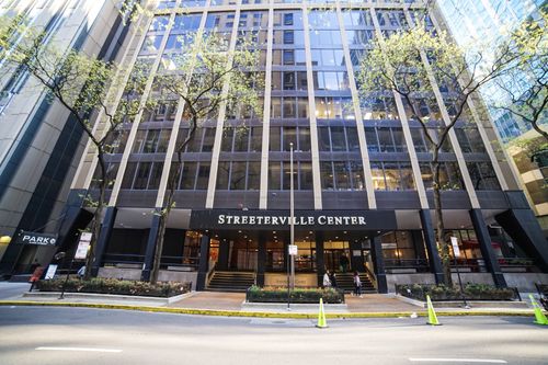 apt-1010-233 Erie St, Chicago, IL, 60611-5940 | Card Image