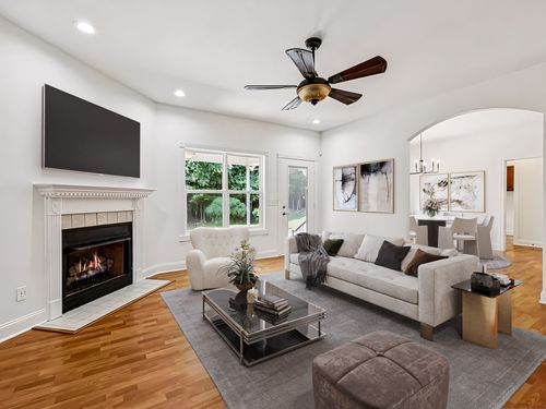 607 Mccoy Ln, Columbia, TN, 38401-7773 | Card Image