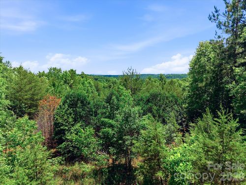 602-602 Low Valley Way, Lenoir, NC, 28645 | Card Image