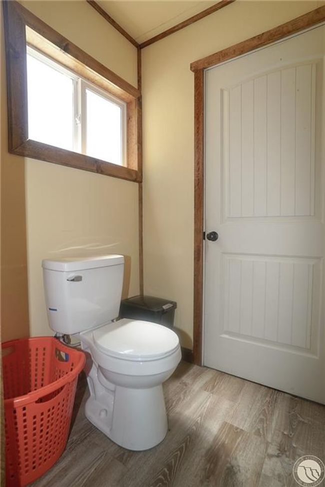Bathroom | Image 13