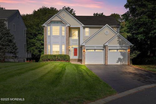 8 Culpeper Ky, Colts Neck, NJ, 07722-1759 | Card Image