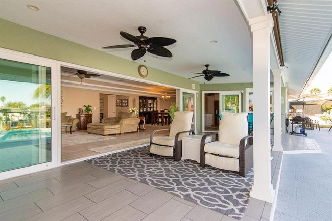 695 Island Way, House other with 4 bedrooms, 4 bathrooms and null parking in CLEARWATER BEACH FL | Image 12