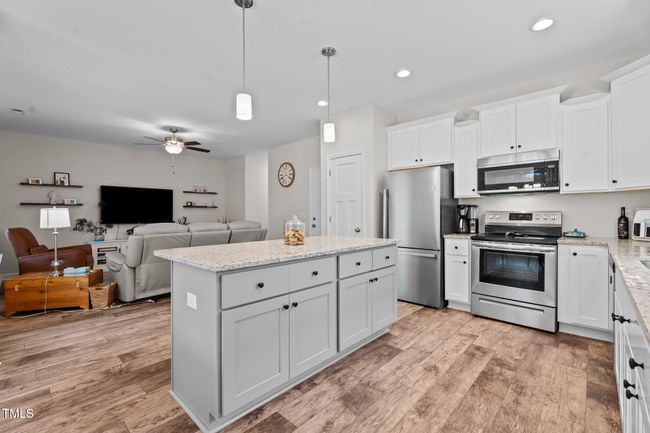 Hanes_KitchentoFamily | Image 11