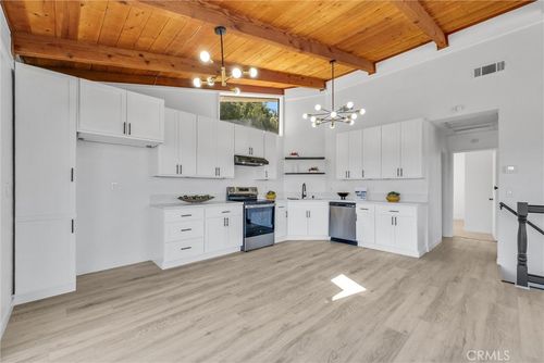 33580 Landerville Blvd, Lake Elsinore, CA, 92530-5726 | Card Image