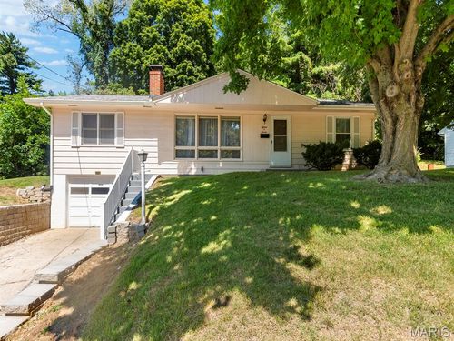 1507 W Main St, Collinsville, IL, 62234-2318 | Card Image