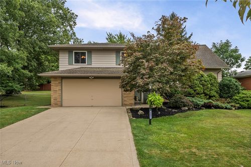 7531 Vista Drive, Parma, OH, 44134 | Card Image