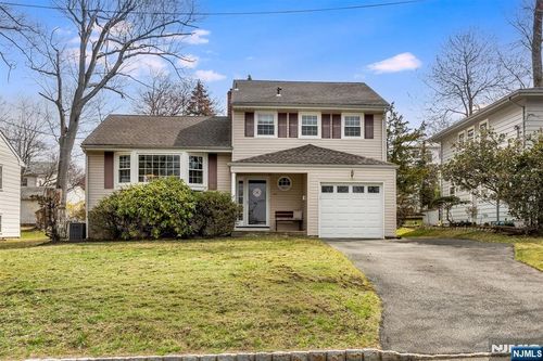 43 Forest Road, Cedar Grove, NJ, 07009 | Card Image