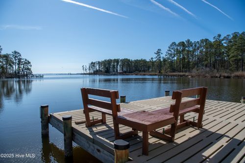 228 Breakwater Dr, Bath, NC, 27808-8829 | Card Image